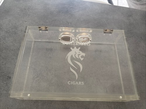 Cave cigares plexiglass - cave, a
